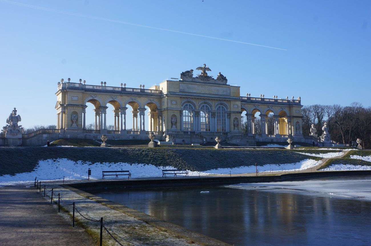 gloriette, Vienna in December