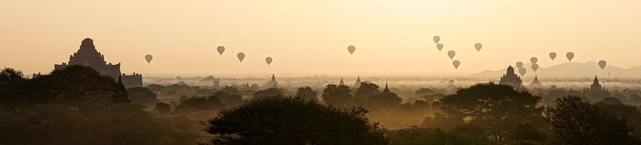 panorama bagan sunrise