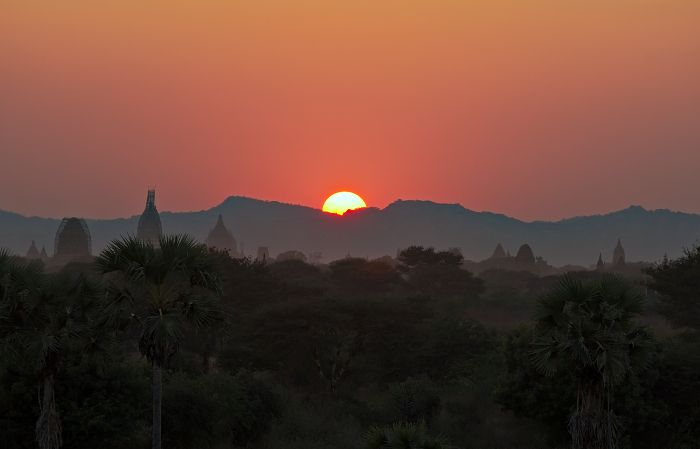 sunset bagan