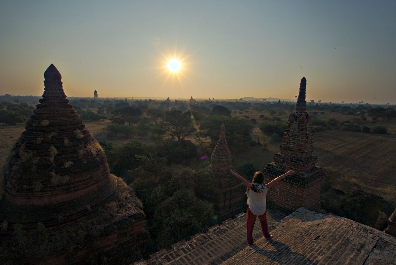 temple bagan lever de soleil