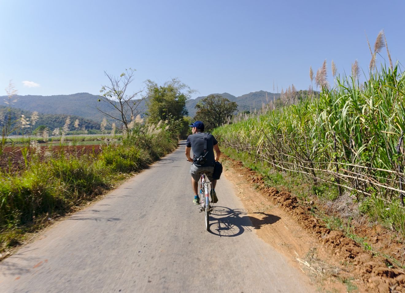 vélo dans la campagne birmane