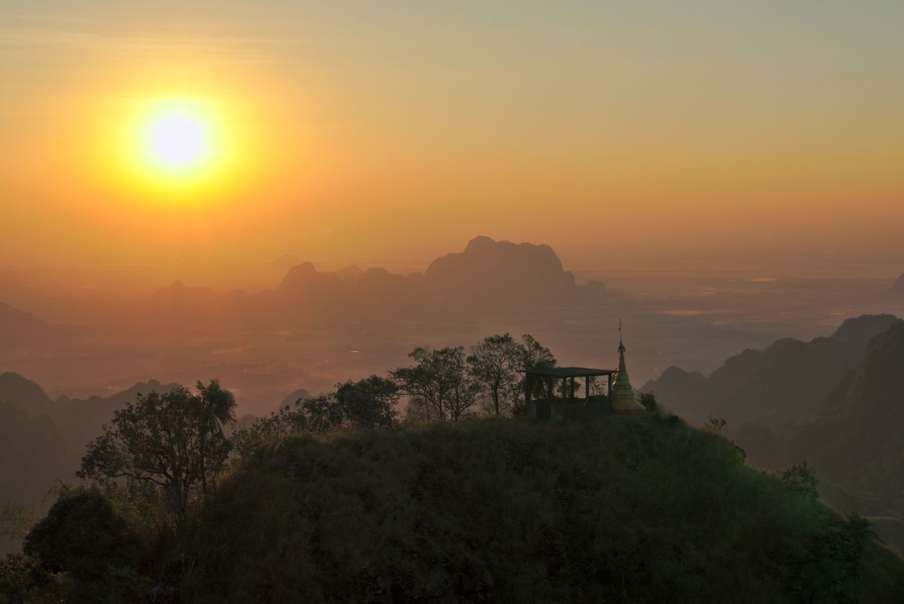 en contrebas du mont Zwekabin, Myanmar