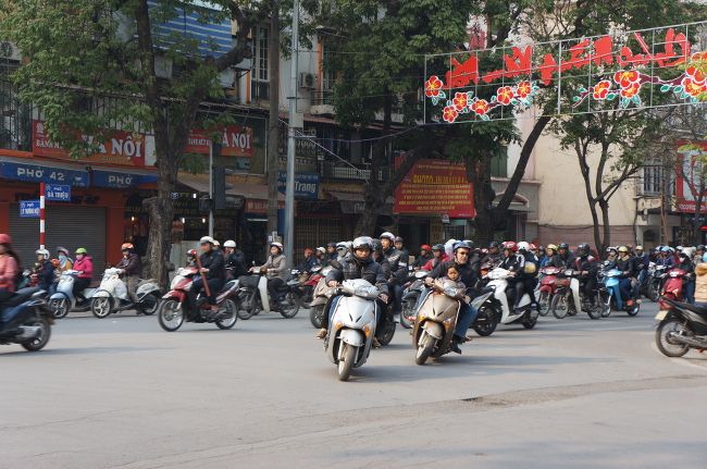 les scooters dans Hanoi