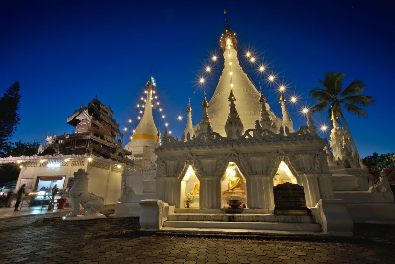 Wat Phrathat Kong Mu in mae hong son
