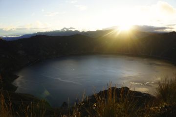 sunrise in quilotoa
