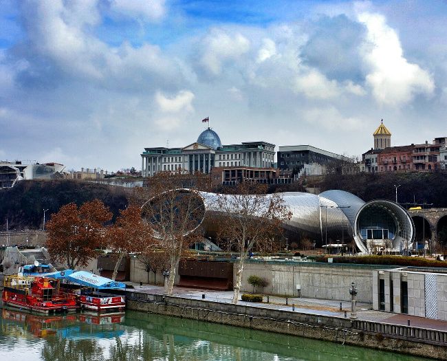 moderne vous avez dit? the tbilisi theater