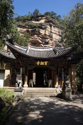 temples dans la roche