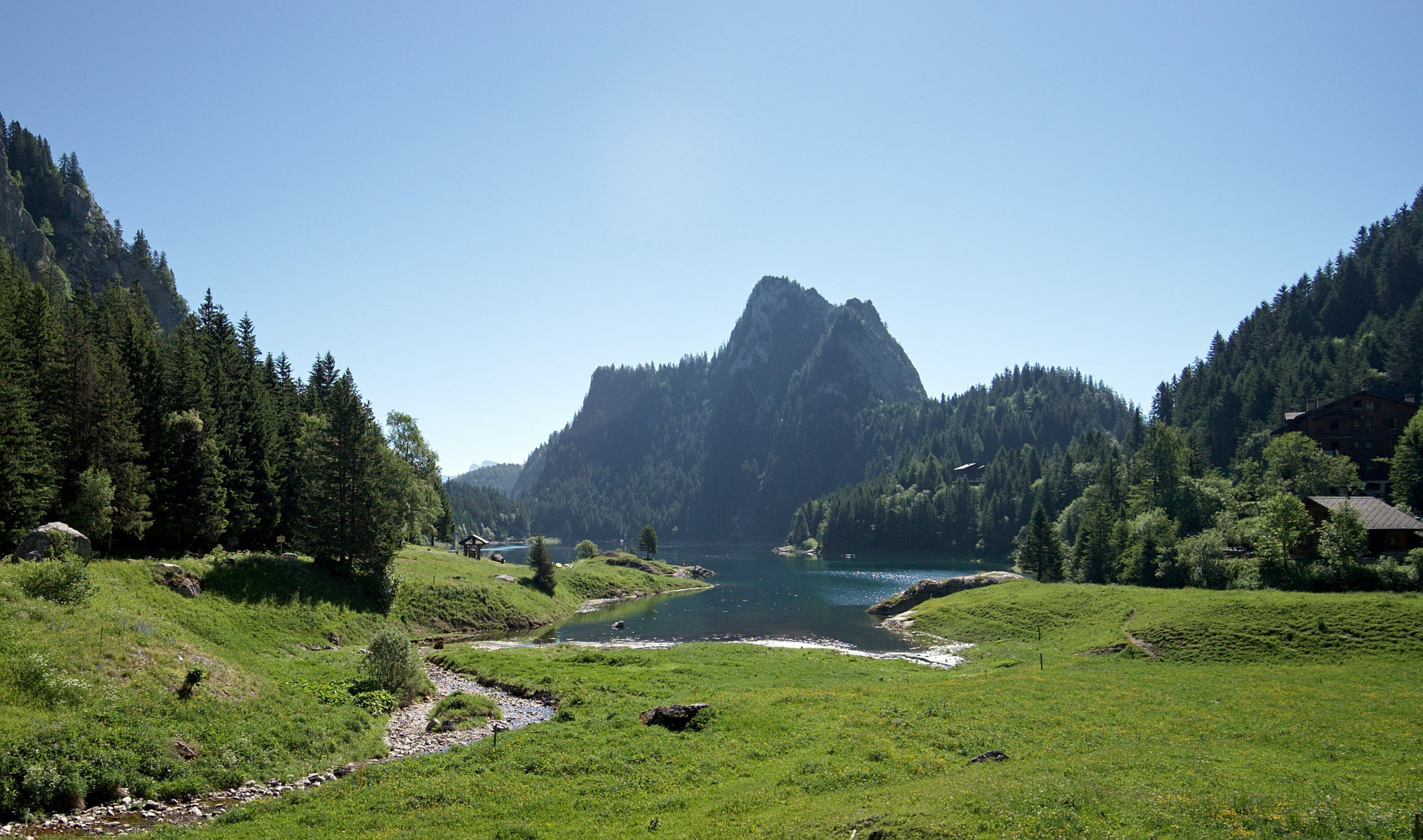 Tanay lake, wallis