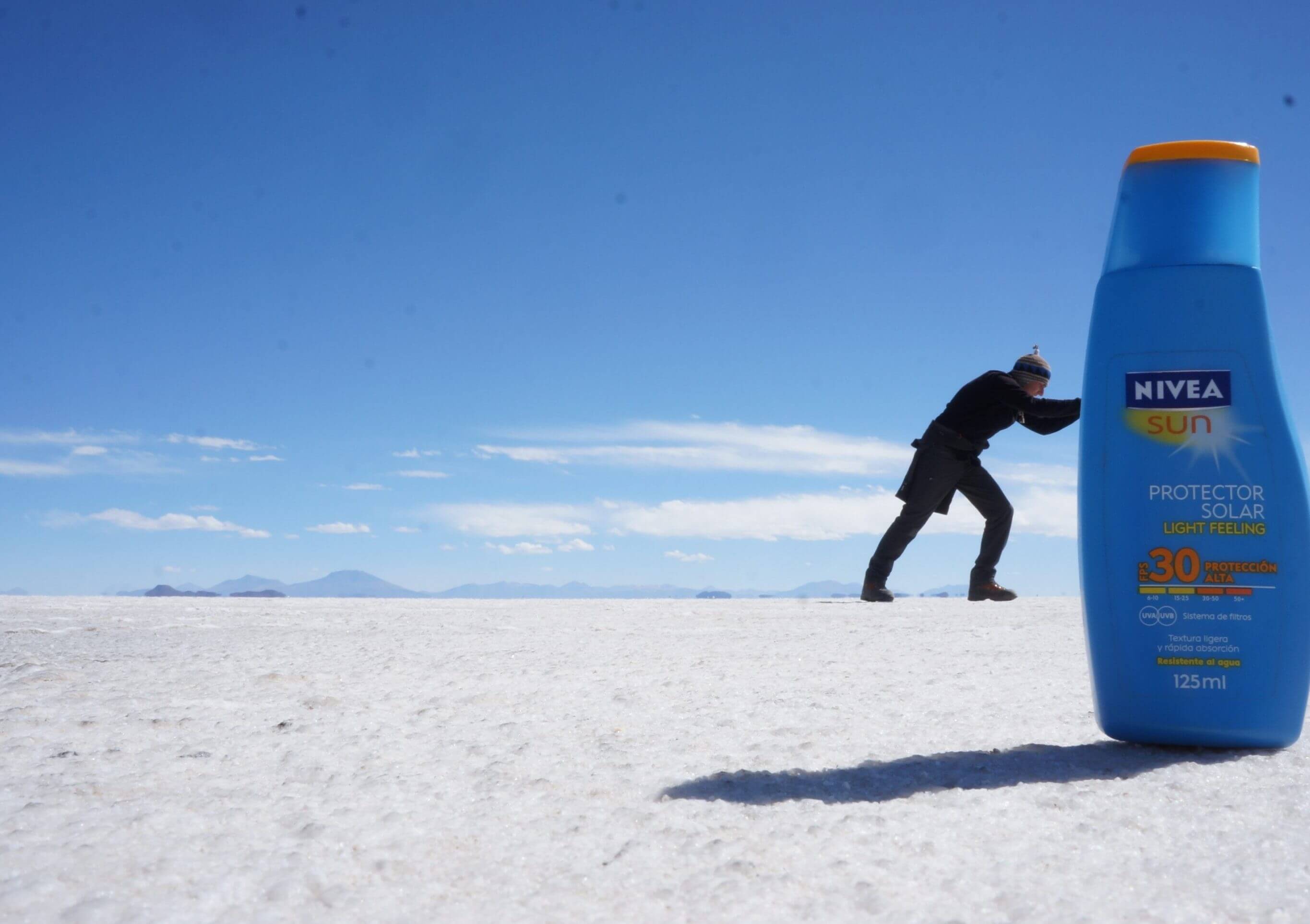 funny picture uyuni salt desert