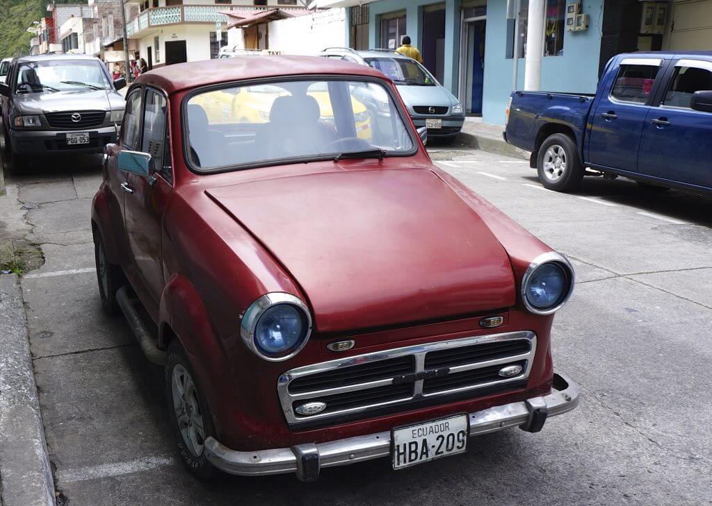 old car in ecuador