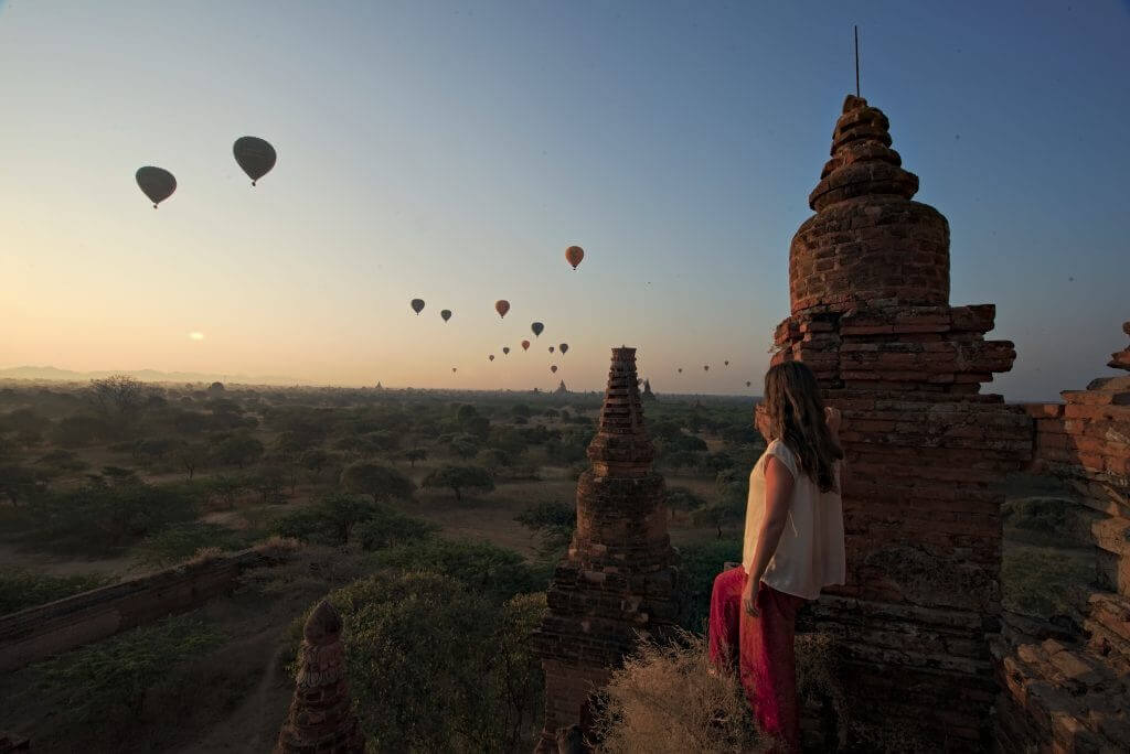 sunrise in Bagan