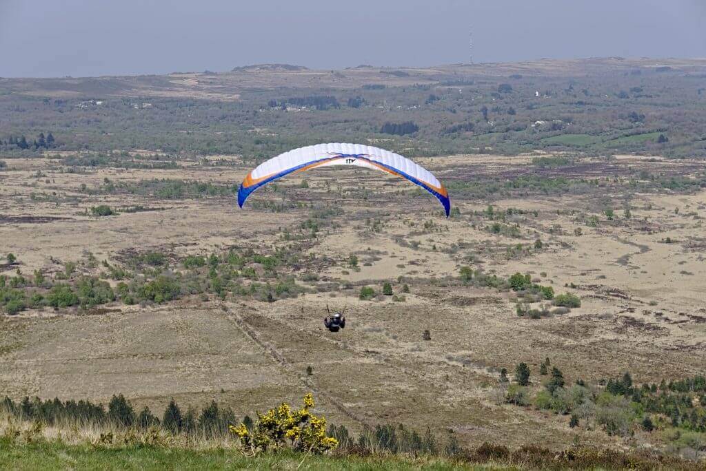 parapente monts d'arrée