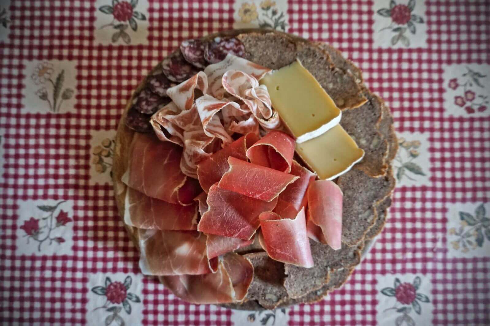 assiette valaisanne