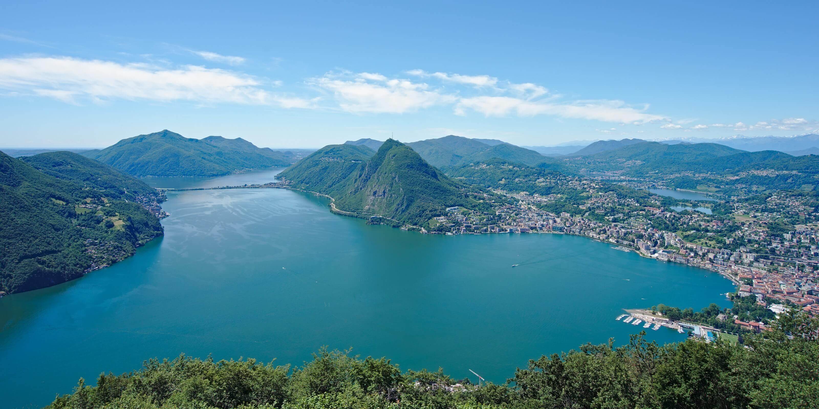 lac de lugano depuis le monte bre