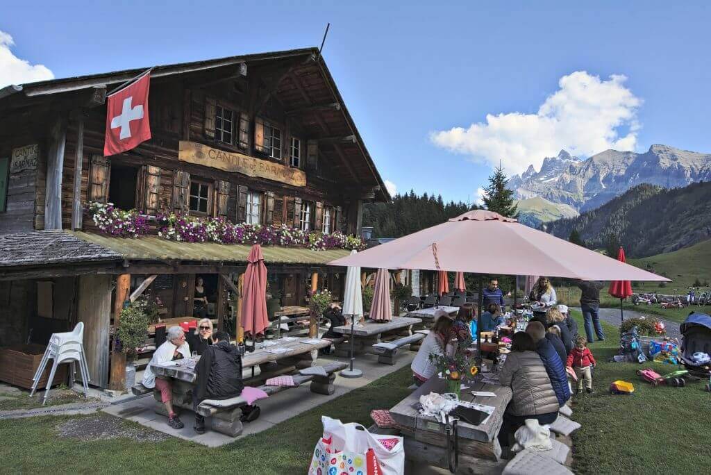 cantine de barmaz terrasse