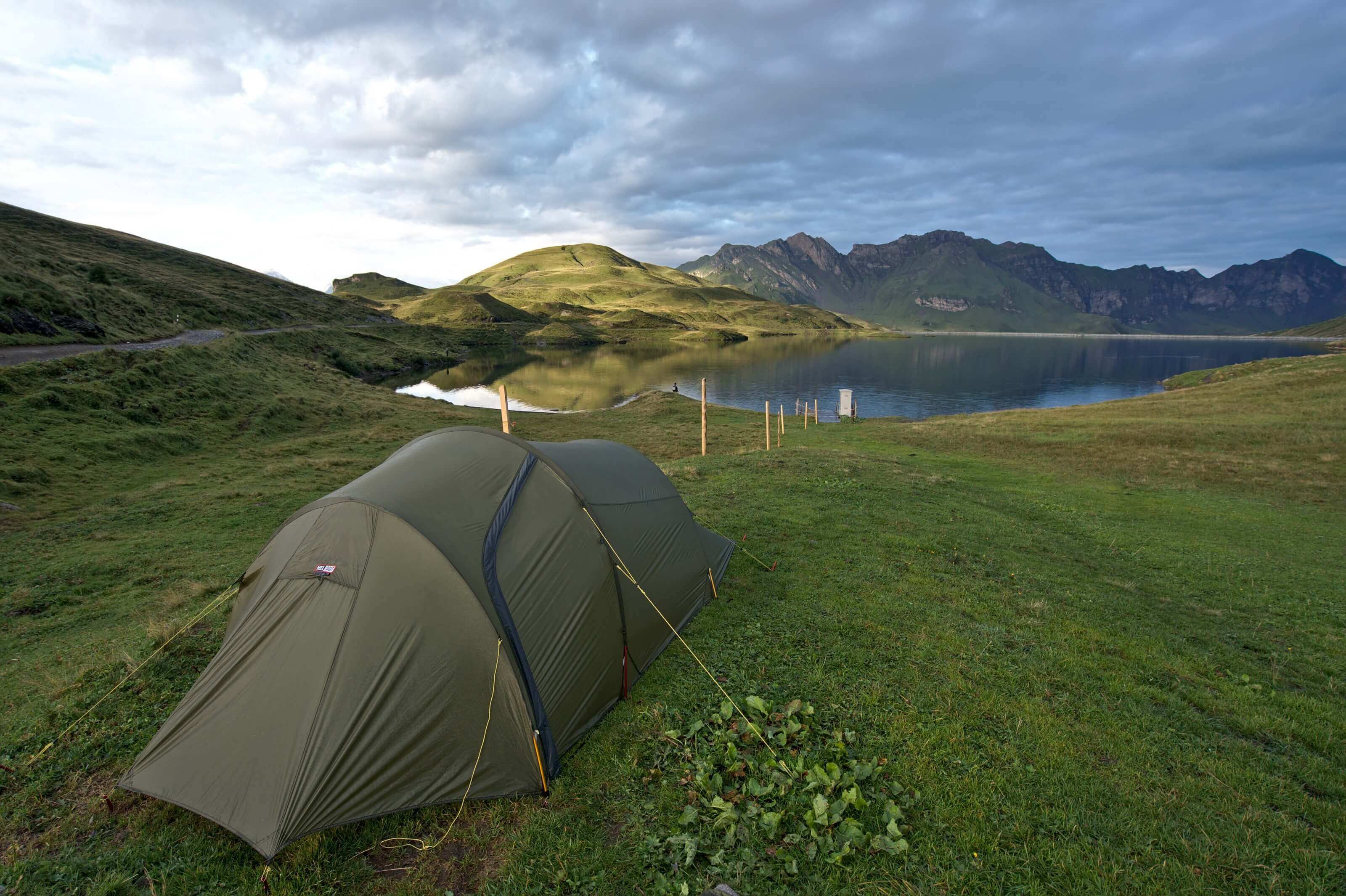 bivouactannen lake