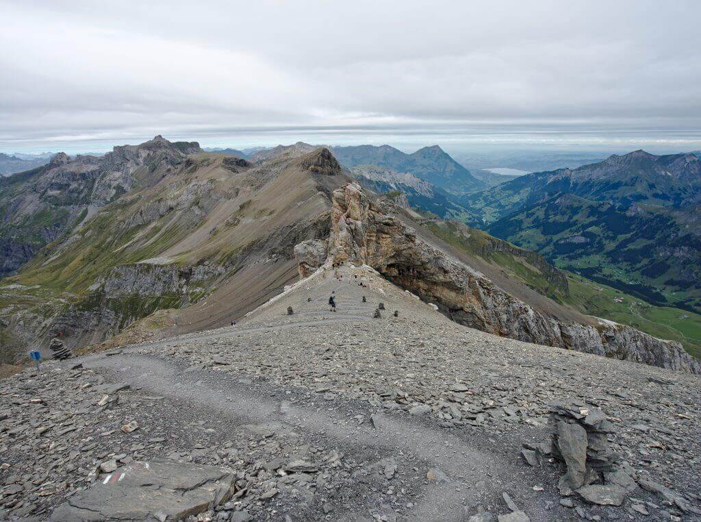 vue blümlisalphütte hohtürli