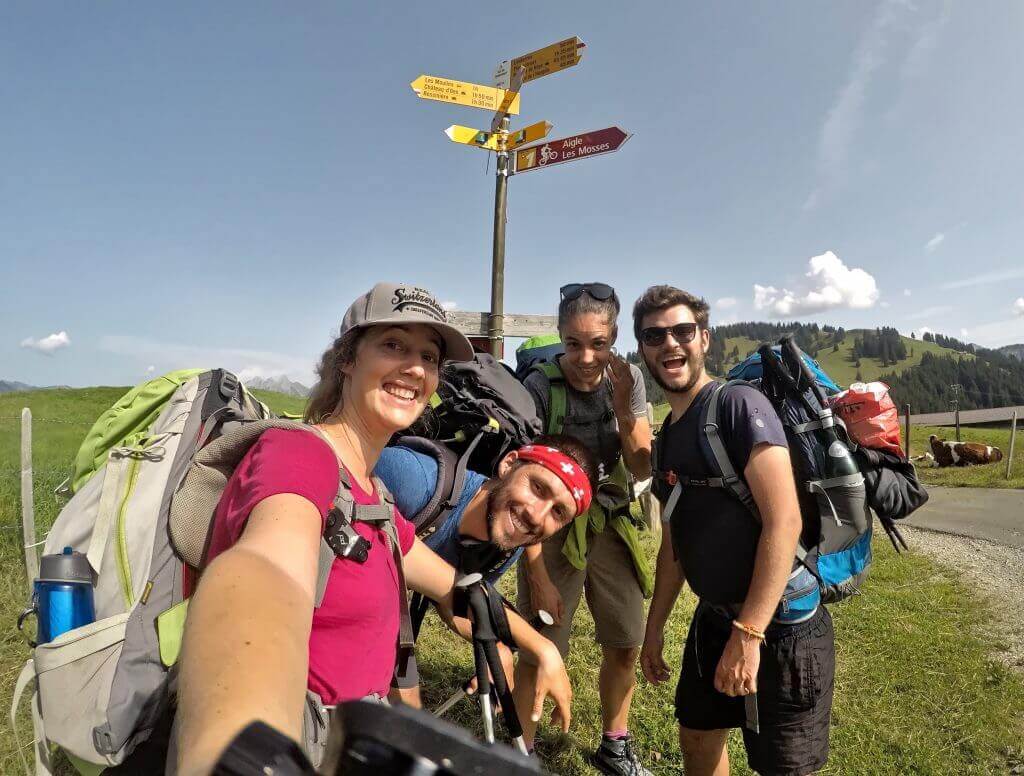 photo de groupe via alpina