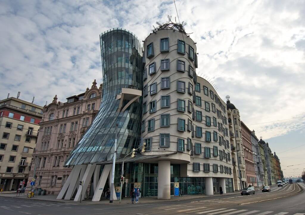 la maison qui danse, prague