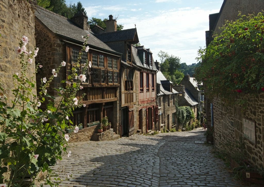 Dinan