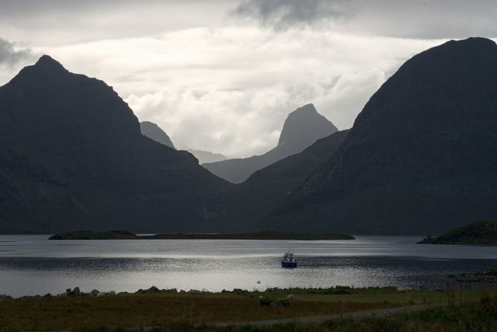 fjord-lofoten