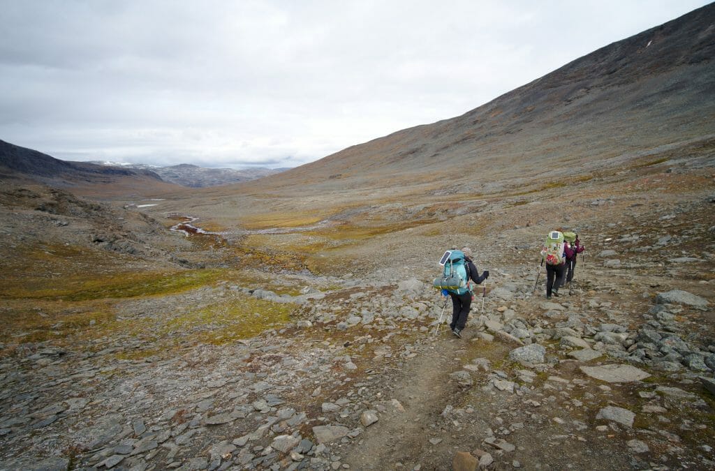 descente du col Tjäkta- kungsleden