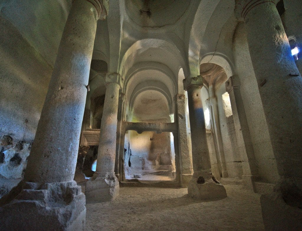 l'intérieur de l'église