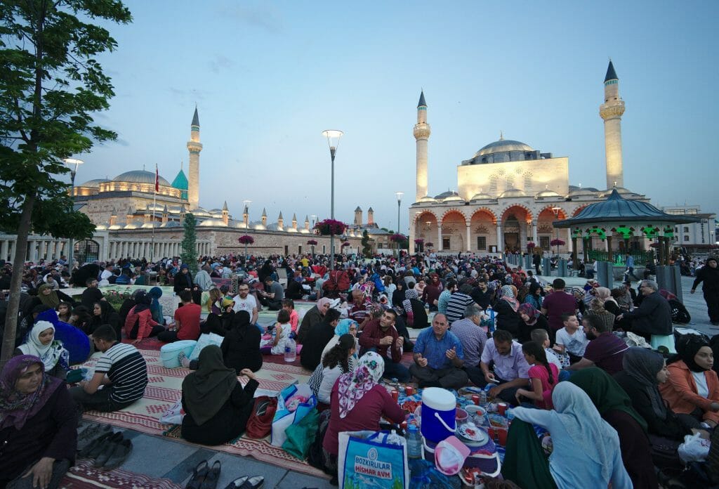 Konya la ville traditionnelle de Turquie et ses derviches tourneurs