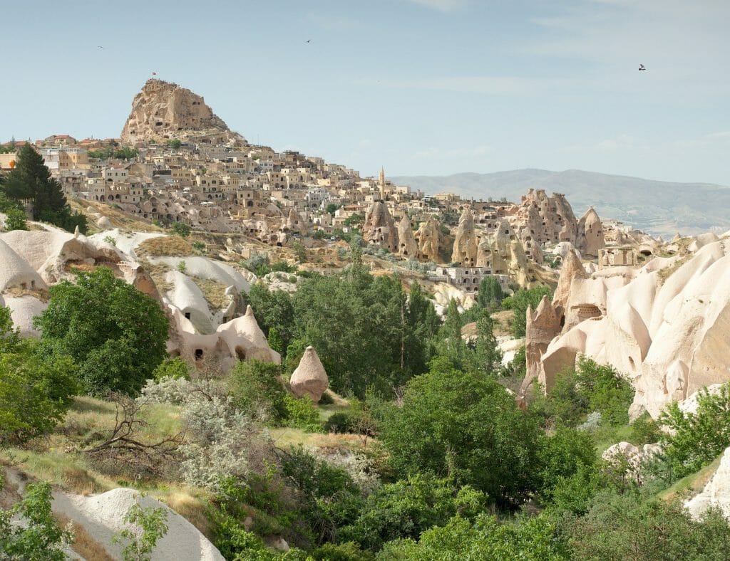 Vue sur Uchisar et la vallée des pigeons