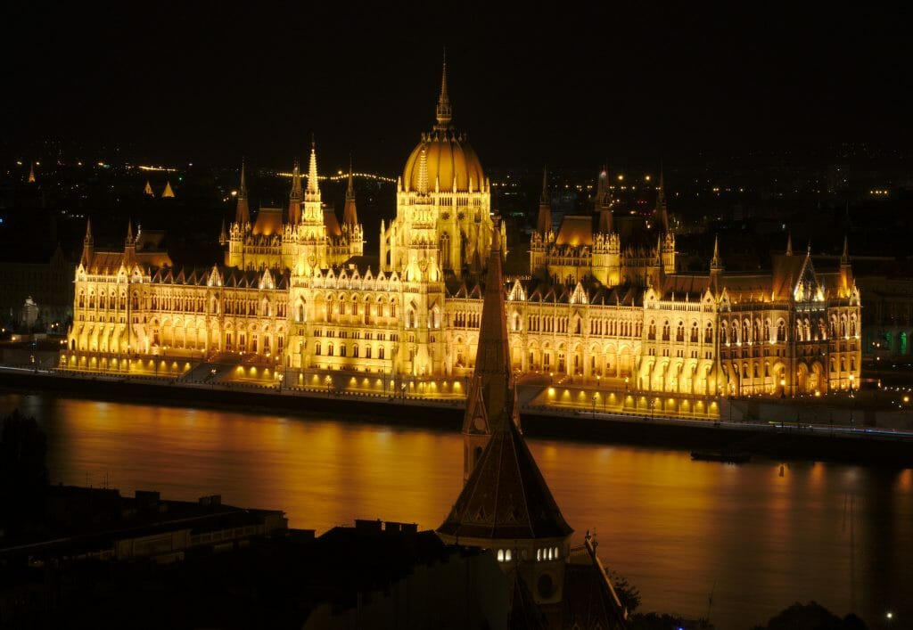 parlement de nuit