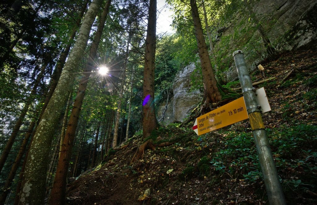 panneau de randonnée en suisse