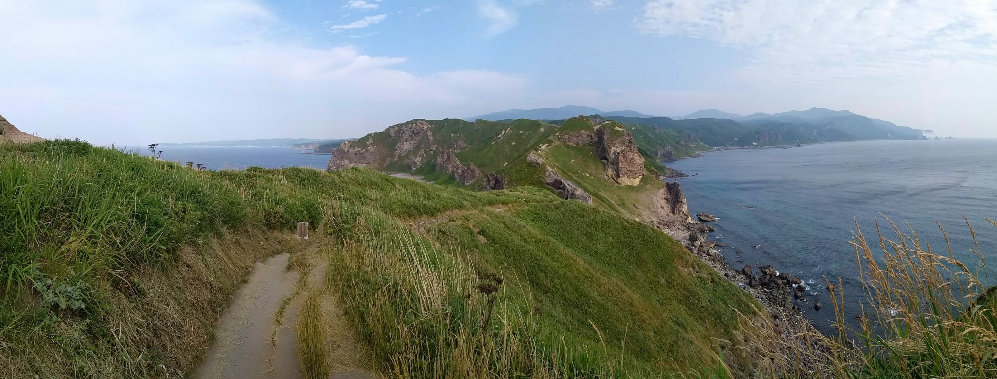 les montagnes du Japon autour d'Hokkaido