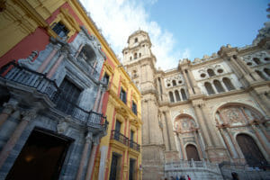 la cathédrale de Malaga de face