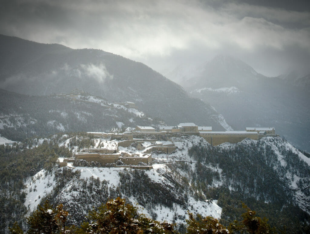 le fort des Têtes au-dessus de Briançon