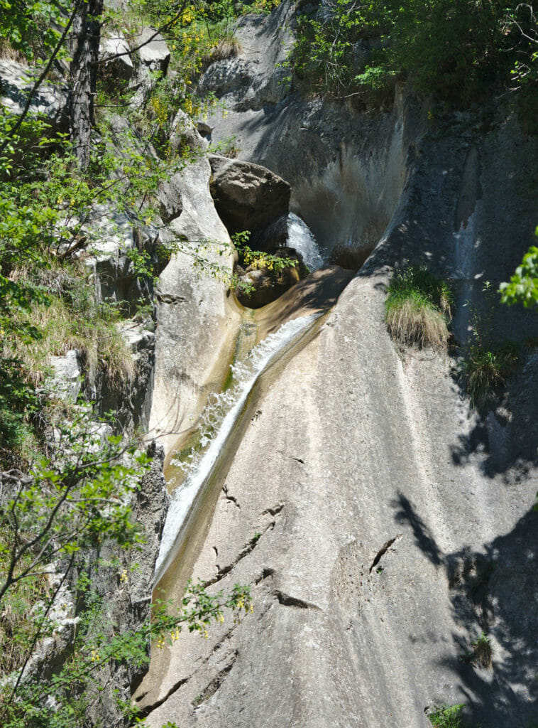 cascade eau froide