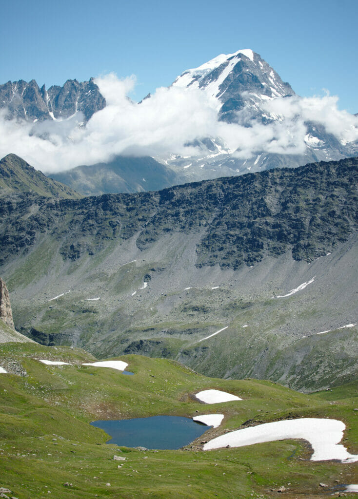 lac dans la combe de l'a