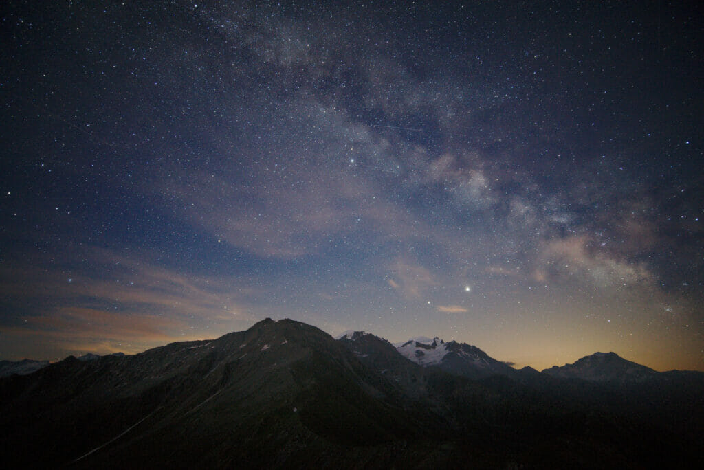 voie lactée en montagne