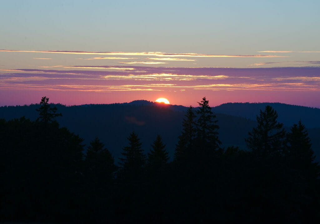 sunset creux du van