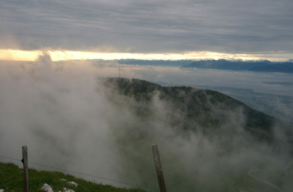 dans les nuages à la dôle