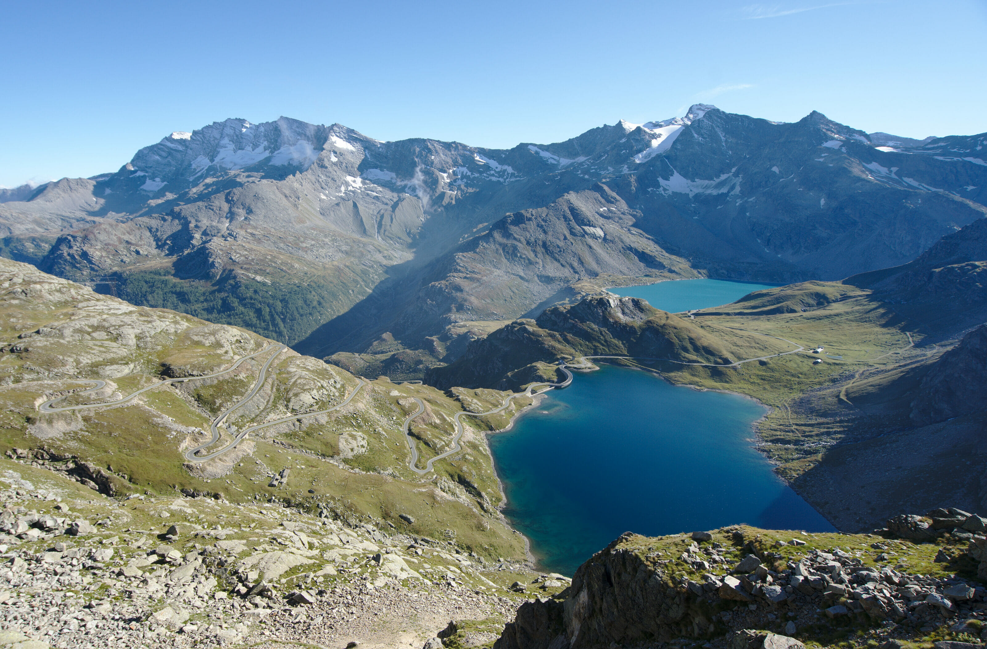 Piedmont - the road up to the Nivolet pass