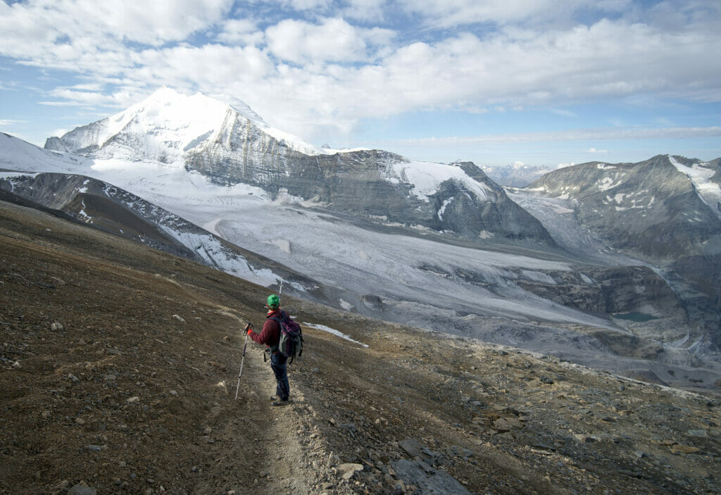 vue sur le bishorn et le weisshorn en montant