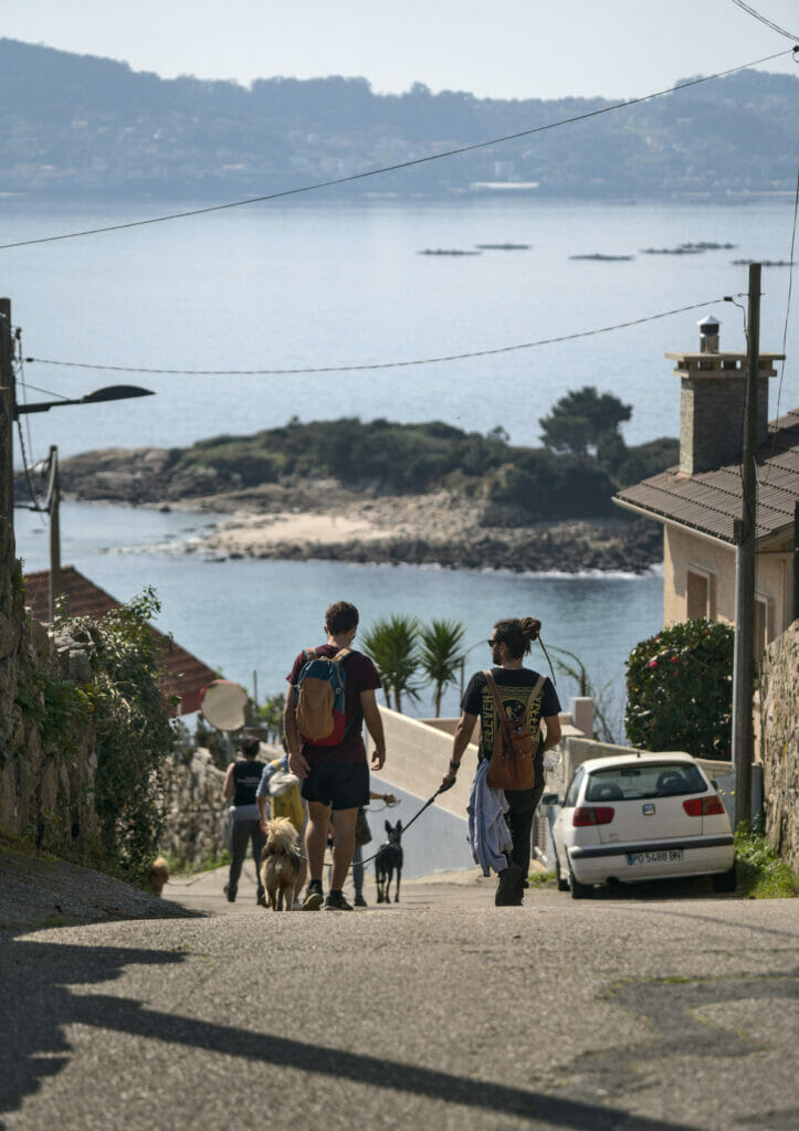 descente à la plage de Lapaman