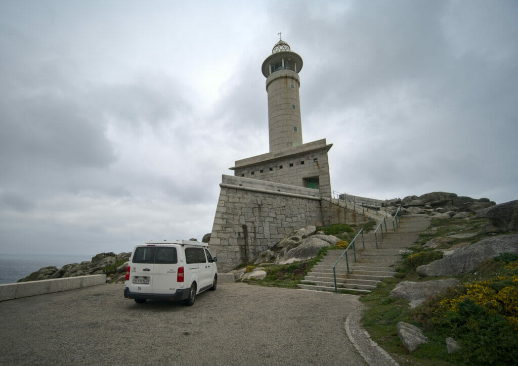 punta nariga lighthouse