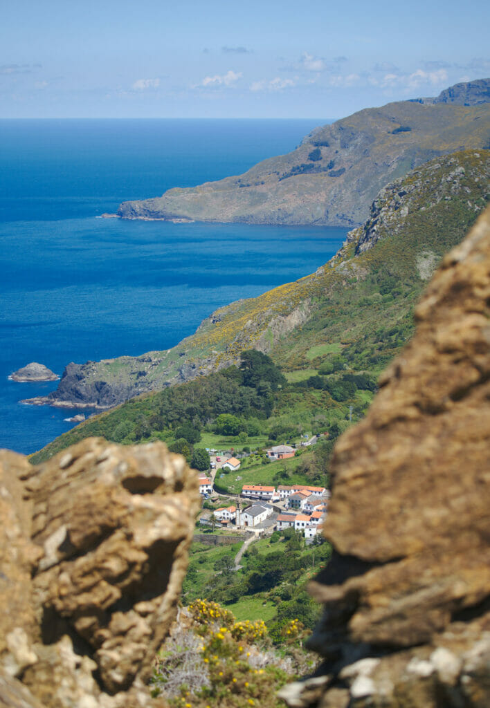 vue sur San Andres de Teixido depuis Chao do Monte