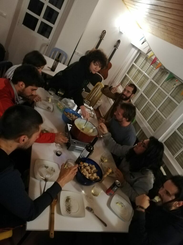 soirée fondue à Anceu coliving