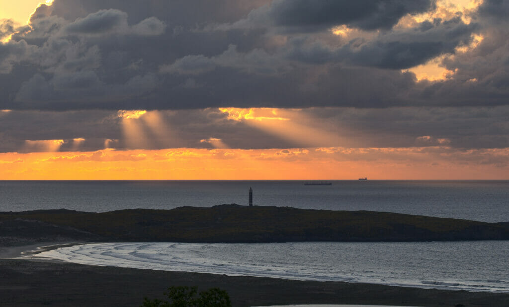 coucher de soleil sur la plage a Frouxeira