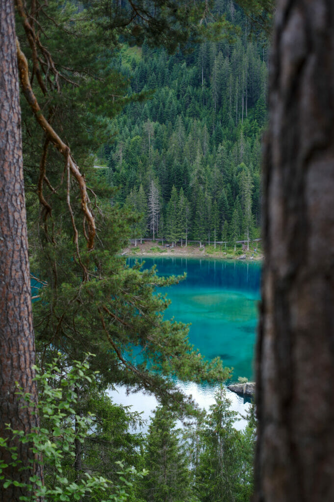 les magnifiques couleurs du Caumasee