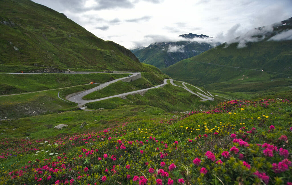 lacets du col de l'Oberalp