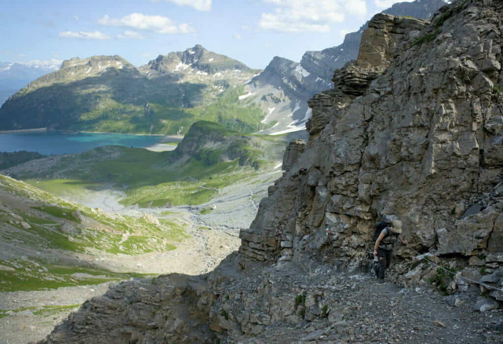 montée au col de susanfe depuis salanfe