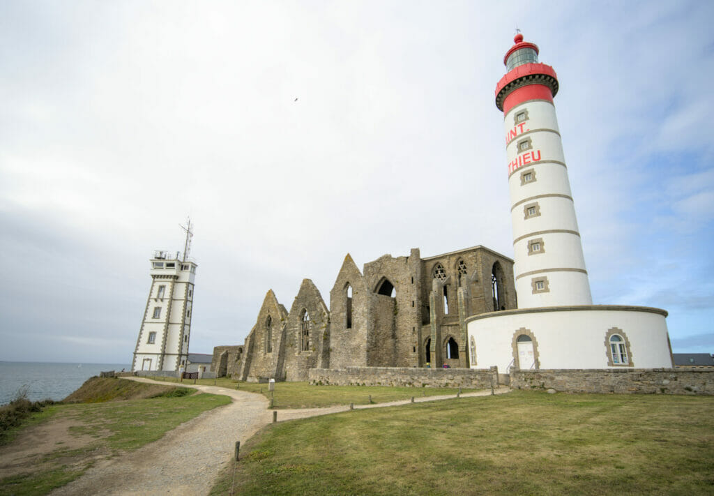 phare de la pointe saint mathieu